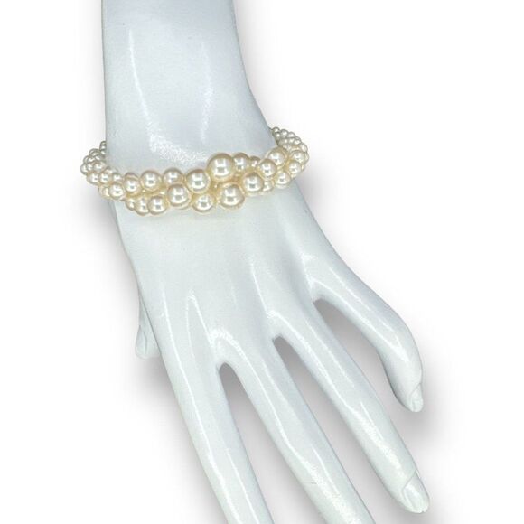 Three Strands Twisted Faux Pearl Graduated Beaded Bracelet with Filigree Clasp - Picture 2 of 6